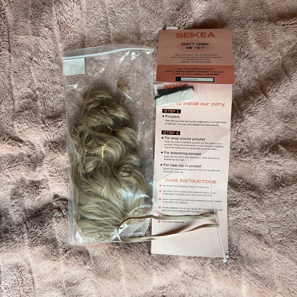 NWT Cheer Ponytail Hair Piece | Curly Dance Pony | 14” Blonde - Picture 2 of 2